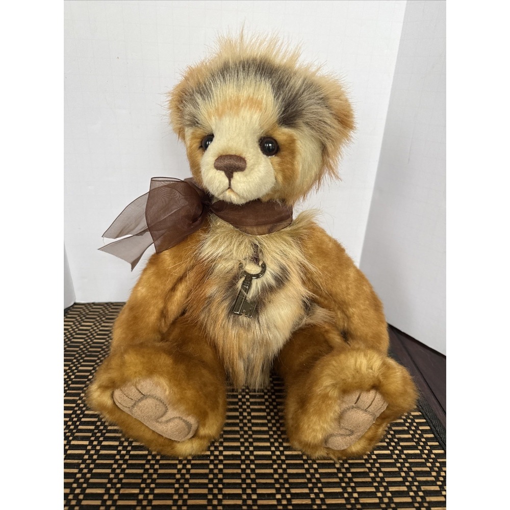 Charlie Bears Calvin 13.5" 2022 Collection Plush Isabelle Lee CB222242A